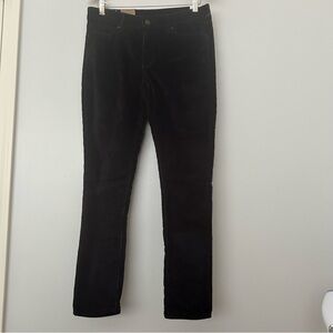 Levi’s 711 mid rise skinny corduroy pants NWT 31